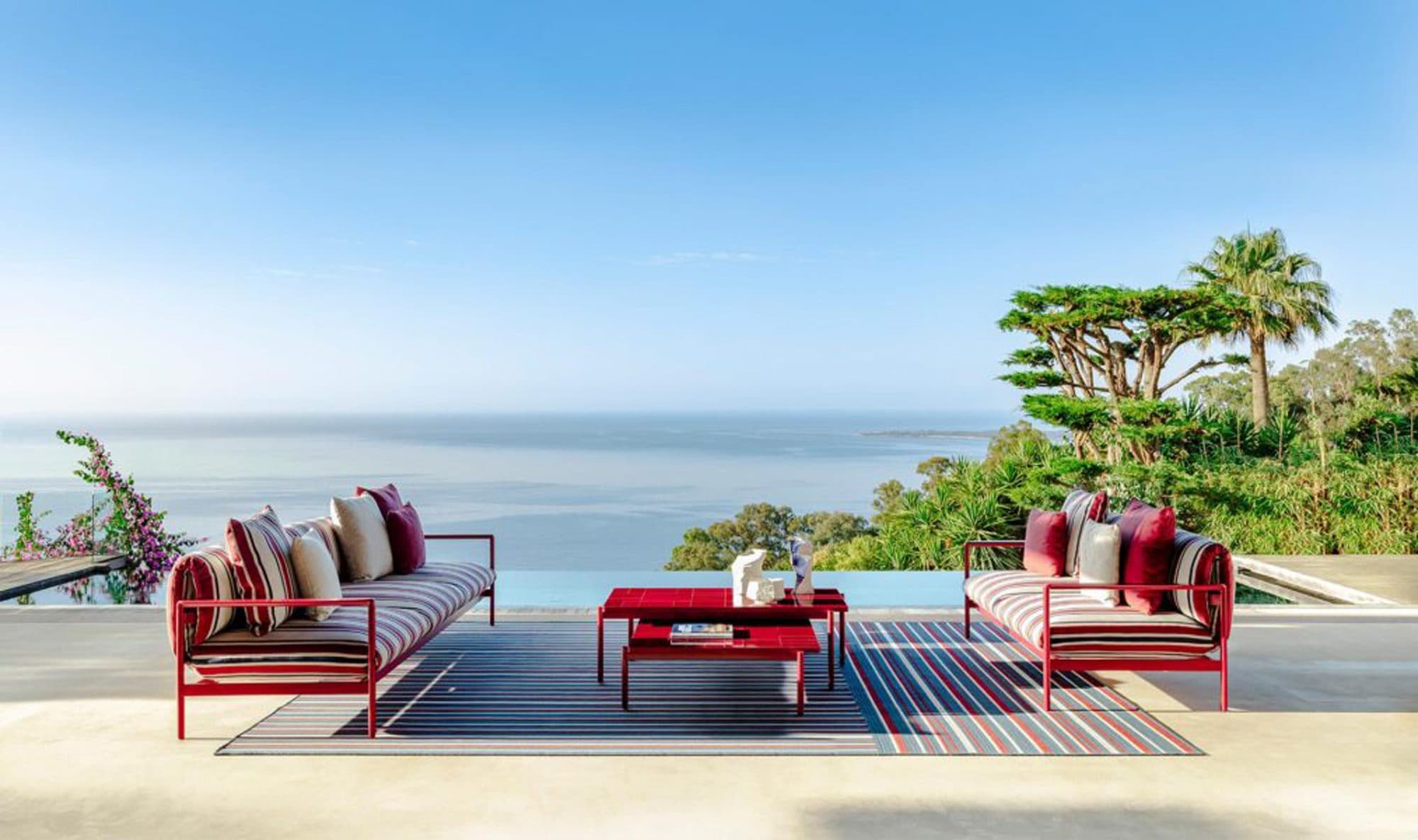 Nalu Outdoor Table 131 × 69