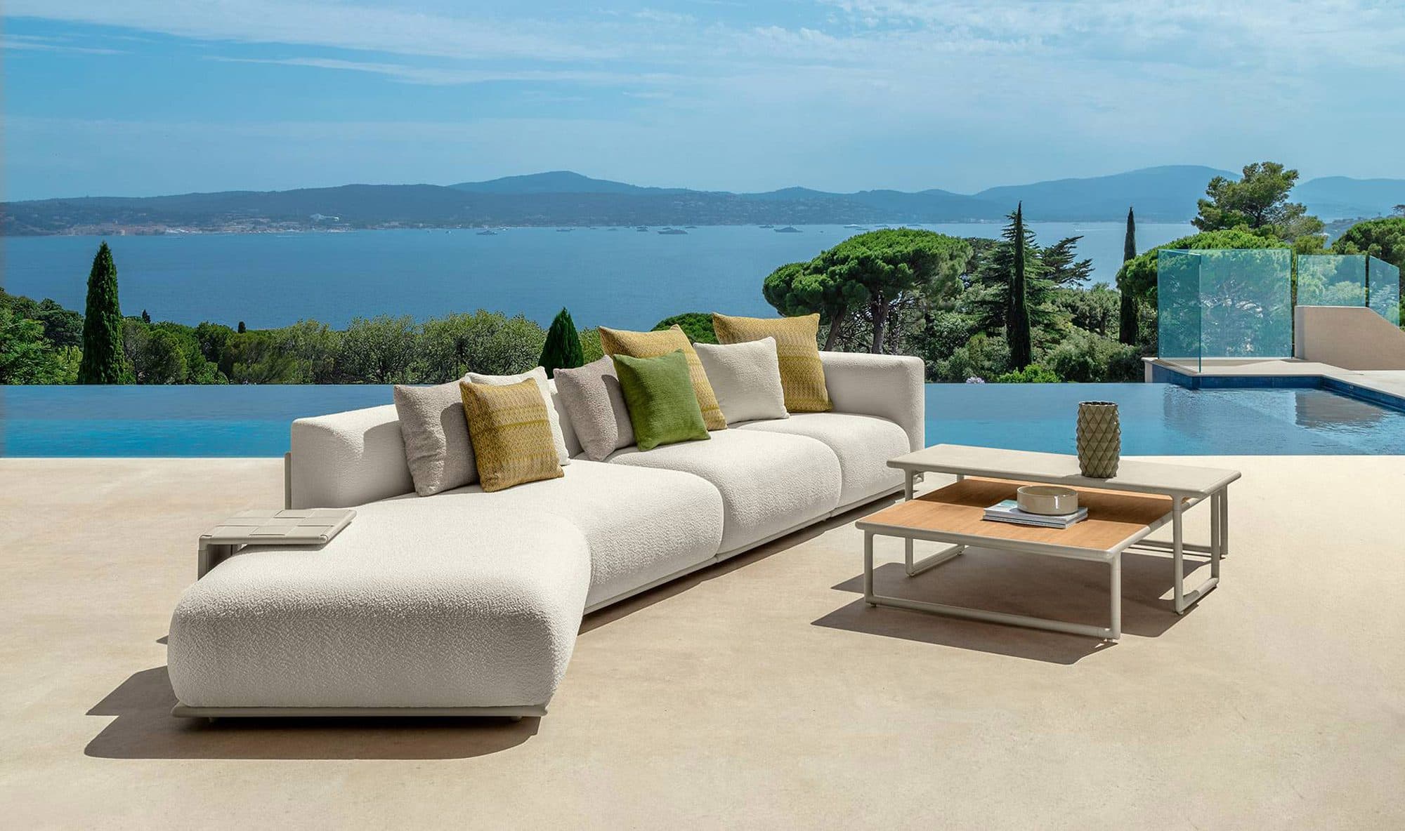 Tresse Outdoor Pouf